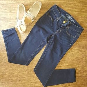 American Eagle dark blue jegging